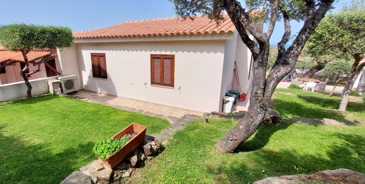 Iss Travel, Sea View Apartment Il Corbezzolo - Ground Floor With Air-Condition San Teodoro  Exterior photo